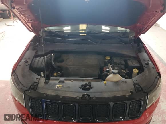 2018 Jeep Compass Altitude with VIN 3C4NJDBB6JT304267, listed as a Copart auction lot 81713085 with 84,266 mi miles and Salvage title. Bid and sale history available at DreamBid. Image 12.