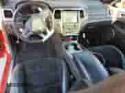 2014 Jeep Grand Cherokee SRT-8 z VIN 1C4RJFDJ6EC331312, wystawiony jako Copart lot #59111145 z przebiegiem 112 803 mil mil oraz Szkoda całkowita • Salvage title. Historia ofert i sprzedaży dostępna na DreamBid. Obrazek 8.