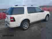 2009 Ford Explorer Limited z VIN 1FMEU75EX9UA34987, wystawiony jako IAAI lot #41848673 z przebiegiem 203 661 mil mil oraz . Historia ofert i sprzedaży dostępna na DreamBid. Obrazek 4.