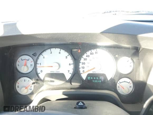 2007 Dodge 1500 ST z VIN 1D7HU18P57J555678, wystawiony jako Copart lot #79075094 z przebiegiem 93 548 mil mil oraz Szkoda całkowita • Salvage title. Historia ofert i sprzedaży dostępna na DreamBid. Obrazek 9.