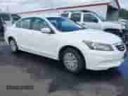 2012 Honda Accord LX z VIN 1HGCP2F30CA209826, wystawiony jako IAAI lot #43190721 z przebiegiem 253 677 mil mil oraz . Historia ofert i sprzedaży dostępna na DreamBid. Obrazek 1.