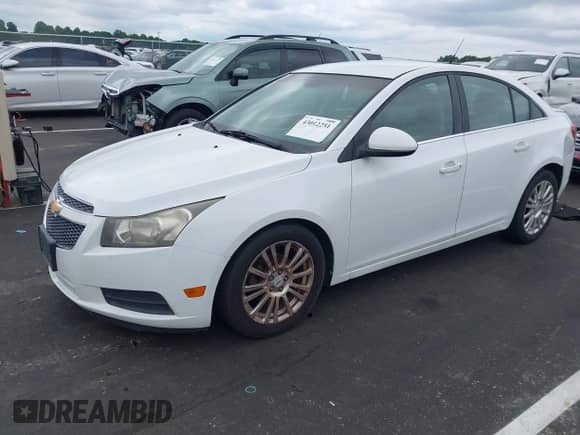 2011 Chevrolet Cruze ECO 1XF z VIN 1G1PJ5S96B7298996, wystawiony jako IAAI lot #43012251 z przebiegiem 199 718 mil mil oraz . Historia ofert i sprzedaży dostępna na DreamBid. Obrazek 17.