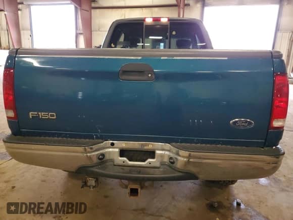 2001 Ford F-150 XL with VIN 1FTRX18L01NB28380, listed as a Copart auction lot 82264515 with 210,289 mi miles and Clean title. Bid and sale history available at DreamBid. Image 6.