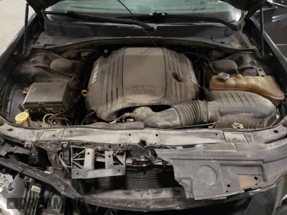 2013 Chrysler 300 C с VIN 2C3CCAET1DH711645, выставлен на аукционе Copart как лот 52899625 с пробегом 122 063 миль миль и На запчасти • Non repairable. История ставок и продаж доступна на DreamBid. Изображение 12.