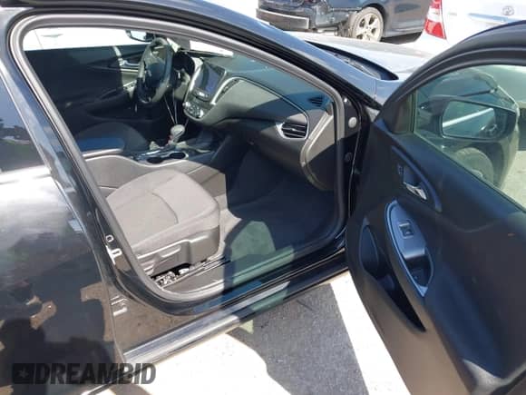 2024 Chevrolet Malibu RS с VIN 1G1ZG5ST3RF160268, выставлен на аукционе IAAI как лот 42601671 с пробегом 13 088 миль миль и . История ставок и продаж доступна на DreamBid. Изображение 5.