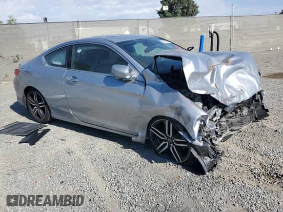 2016 Honda Accord Touring with VIN 1HGCT2B00GA007923, listed as a Copart auction lot 71447465 with 145,236 mi miles and Salvage title. Bid and sale history available at DreamBid. Image 4.