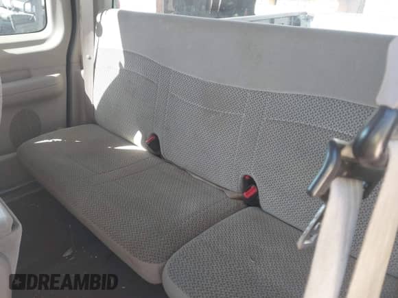 2000 Ford F-150 XL с VIN 1FTRX17W0YNB62938, выставлен на аукционе IAAI как лот 43574795 с пробегом Не указан миль и . История ставок и продаж доступна на DreamBid. Изображение 8.