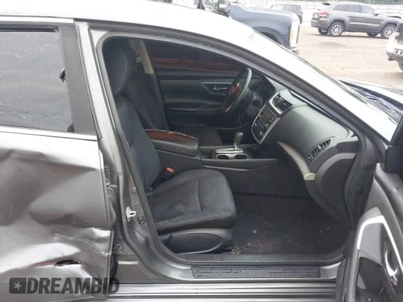 2016 Nissan Altima S z VIN 1N4AL3AP0GN370005, wystawiony jako IAAI lot #43155683 z przebiegiem 159 931 mil mil oraz . Historia ofert i sprzedaży dostępna na DreamBid. Obrazek 5.