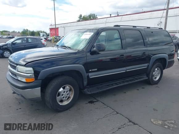 2000 Chevrolet Suburban LT with VIN 3GNFK16TXYG110435, listed as a IAAI auction lot 42093295 with 279,464 mi miles and . Bid and sale history available at DreamBid. Image 17.