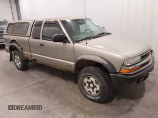 2000 Chevrolet S-10 LS ZR2 с VIN 1GCCT19W3Y8241792, выставлен на аукционе IAAI как лот 41501543 с пробегом 162 873 миль миль и . История ставок и продаж доступна на DreamBid. Изображение 1.