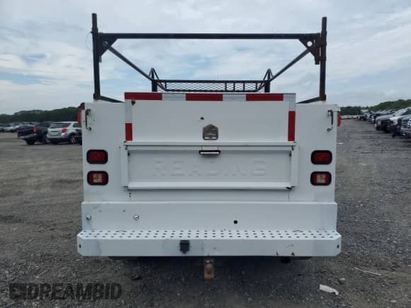 2013 Chevrolet Silverado 3500 с VIN 1GB4KZCG7DF112567, выставлен на аукционе Copart как лот 65014345 с пробегом 60 102 миль миль и Чистый • Clean title. История ставок и продаж доступна на DreamBid. Изображение 6.