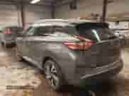 2018 Nissan Murano SV z VIN 5N1AZ2MH7JN123204, wystawiony jako IAAI lot #41341580 z przebiegiem 129 594 mil mil oraz . Historia ofert i sprzedaży dostępna na DreamBid. Obrazek 3.