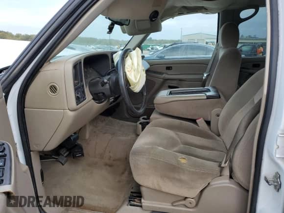 2005 GMC Sierra 1500 SLT z VIN 2GTEC13T951116656, wystawiony jako Copart lot #78486304 z przebiegiem Nie podano mil oraz Szkoda całkowita • Salvage title. Historia ofert i sprzedaży dostępna na DreamBid. Obrazek 7.