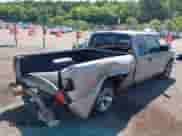 2002 Chevrolet S-10 LS с VIN 1GCCS195728158125, выставлен на аукционе IAAI как лот 42595558 с пробегом 134 796 миль миль и . История ставок и продаж доступна на DreamBid. Изображение 4.