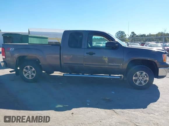 2008 GMC Sierra 1500 SLE1 с VIN 2GTEK190X81222456, выставлен на аукционе IAAI как лот 43464969 с пробегом 297 582 миль миль и . История ставок и продаж доступна на DreamBid. Изображение 13.