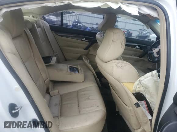 2012 Acura TL Technology с VIN 19UUA8F55CA011317, выставлен на аукционе Copart как лот 84200925 с пробегом 225 097 миль миль и Списание • Salvage title. История ставок и продаж доступна на DreamBid. Изображение 10.