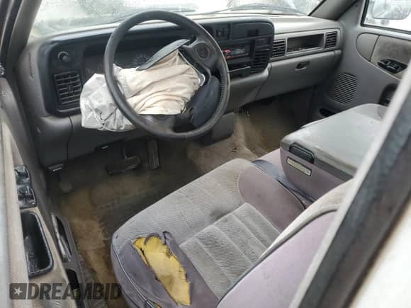 1996 Dodge 1500 с VIN 3B7HC13Z2TM116876, выставлен на аукционе Copart как лот 82563195 с пробегом 347 224 миль миль и Списание • Salvage title. История ставок и продаж доступна на DreamBid. Изображение 8.
