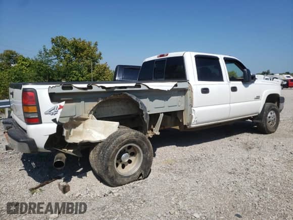 2006 Chevrolet Silverado 3500 DRW LT3 с VIN 1GCJK33D16F247533, выставлен на аукционе Copart как лот 68072184 с пробегом Не указан миль и Списание • Salvage title. История ставок и продаж доступна на DreamBid. Изображение 3.
