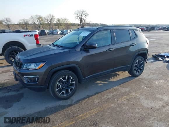 2020 Jeep Compass Sport с VIN 3C4NJDAB3LT224171, выставлен на аукционе IAAI как лот 42096796 с пробегом 116 452 миль миль и . История ставок и продаж доступна на DreamBid. Изображение 23.