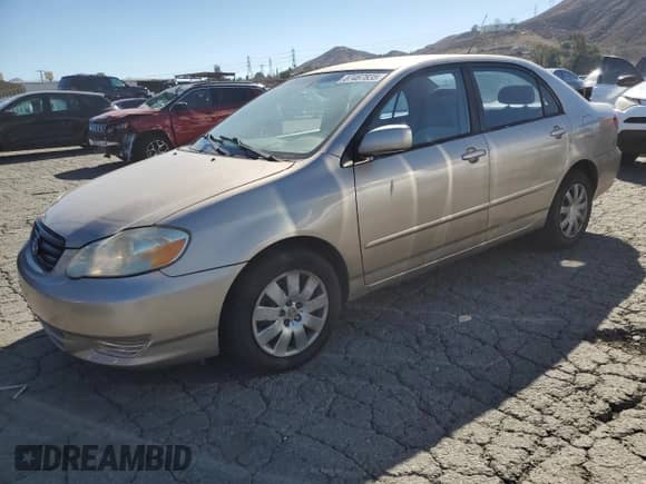 2004 Toyota Corolla CE z VIN 1NXBR32E94Z301126, wystawiony jako Copart lot #87467835 z przebiegiem 181 189 mil mil oraz Szkoda całkowita • Salvage title. Historia ofert i sprzedaży dostępna na DreamBid. Obrazek 1.