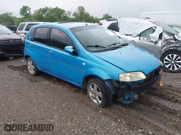 2006 Chevrolet Aveo LT with VIN KL1TG66696B650571, listed as a IAAI auction lot 41443167 with 166,087 mi miles and . Bid and sale history available at DreamBid. Image 1.