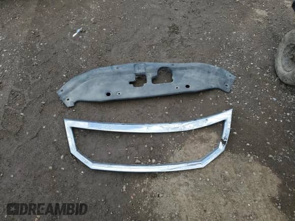 2010 Honda Odyssey with VIN 5FNRL3H81AB507082, listed as a Copart auction lot 62931535 with 328,109 mi miles and Salvage title. Bid and sale history available at DreamBid. Image 13.