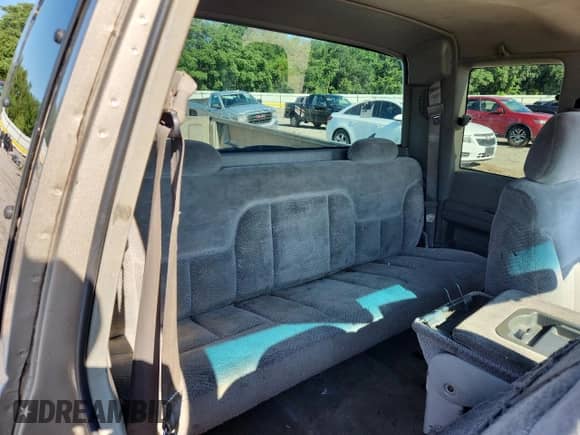 1999 Chevrolet Silverado 2500 with VIN 1GCGK29R4XF051160, listed as a Copart auction lot 67233005 with 226,759 mi miles and Salvage title. Bid and sale history available at DreamBid. Image 10.