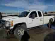 2011 Chevrolet Silverado 2500HD LT с VIN 1GC2KXCG3BZ207369, выставлен на аукционе Copart как лот 87030604 с пробегом 351 766 миль миль и Списание • Salvage title. История ставок и продаж доступна на DreamBid. Изображение 1.