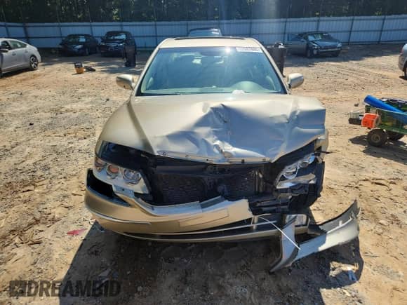 2010 Hyundai Azera Limited с VIN KMHFC4DF7AA450839, выставлен на аукционе Copart как лот 62987885 с пробегом 160 410 миль миль и Списание • Salvage title. История ставок и продаж доступна на DreamBid. Изображение 5.