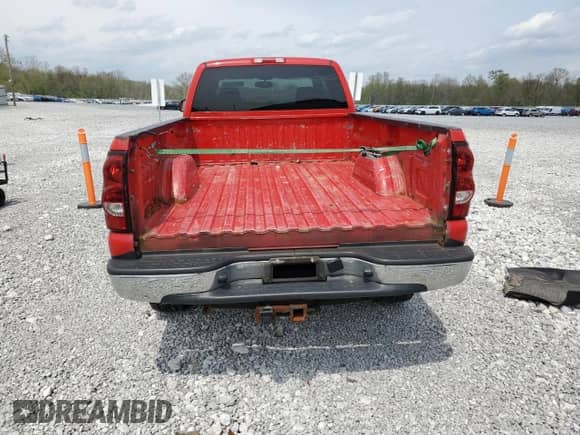 2006 Chevrolet Silverado 2500HD LT2 с VIN 1GCHK29D16E192426, выставлен на аукционе Copart как лот 55129415 с пробегом 227 328 миль миль и Списание • Salvage title. История ставок и продаж доступна на DreamBid. Изображение 6.