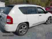 2007 Jeep Compass Limited with VIN 1J8FT57W87D108631, listed as a IAAI auction lot 43482463 with 157,157 mi miles and . Bid and sale history available at DreamBid. Image 4.