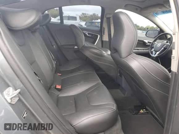 2017 Volvo S60 Dynamic с VIN YV140MTL7H2427717, выставлен на аукционе Copart как лот 58930175 с пробегом 122 224 миль миль и Списание • Salvage title. История ставок и продаж доступна на DreamBid. Изображение 10.