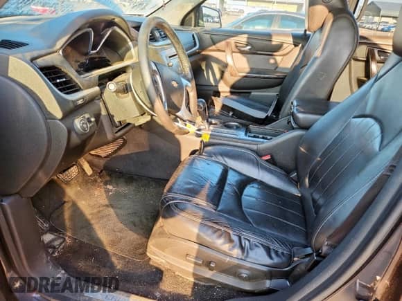 2015 Chevrolet Traverse LTZ с VIN 1GNKVJKD4FJ343551, выставлен на аукционе Copart как лот 71229565 с пробегом 159 302 миль миль и Чистый • Clean title. История ставок и продаж доступна на DreamBid. Изображение 7.