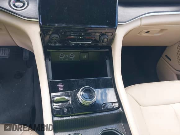 2024 Jeep Grand Cherokee с VIN 1C4RJYB62RC115893, выставлен на аукционе IAAI как лот 43459345 с пробегом 50 239 миль миль и . История ставок и продаж доступна на DreamBid. Изображение 22.