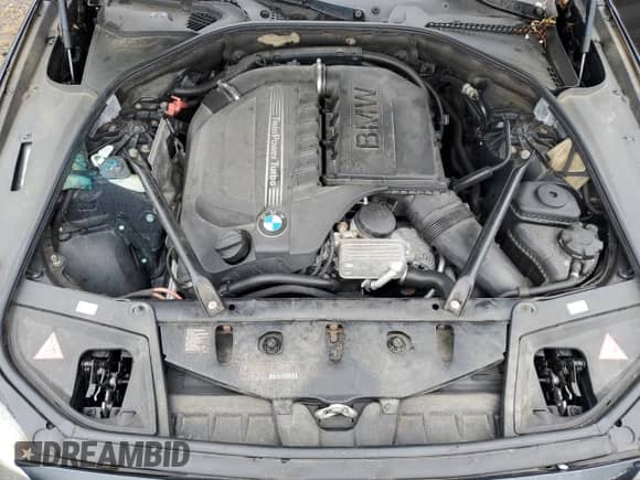 2013 BMW 5 Series 535i xDrive with VIN WBAFU7C53DDU77189, listed as a Copart auction lot 80950105 with 80,560 mi miles and Salvage title. Bid and sale history available at DreamBid. Image 11.