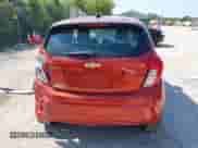 2022 Chevrolet Spark LS z VIN KL8CB6SAXNC026085, wystawiony jako IAAI lot #42725750 z przebiegiem 67 759 mil mil oraz . Historia ofert i sprzedaży dostępna na DreamBid. Obrazek 16.