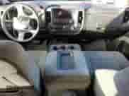 2016 Chevrolet Silverado 1500 LT с VIN 1GCVKREC5GZ380059, выставлен на аукционе Copart как лот 82513855 с пробегом 122 469 миль миль и Списание • Salvage title. История ставок и продаж доступна на DreamBid. Изображение 8.