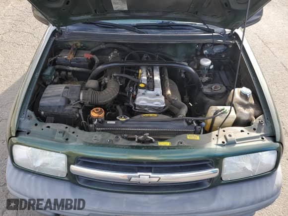 2001 Chevrolet Tracker с VIN 2CNBJ13C416958015, выставлен на аукционе Copart как лот 71782984 с пробегом 220 460 миль миль и Списание • Salvage title. История ставок и продаж доступна на DreamBid. Изображение 11.