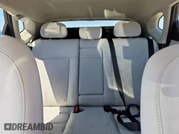 2025 Hyundai Kona SEL с VIN KM8HC3A63SU022631, выставлен на аукционе Copart как лот 69957995 с пробегом 17 137 миль миль и Списание • Salvage title. История ставок и продаж доступна на DreamBid. Изображение 10.