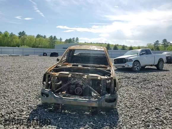 2017 GMC Sierra 1500 SLT z VIN 1GTV2NEJ6HZ217672, wystawiony jako Copart lot #56976625 z przebiegiem Nie podano mil oraz Szkoda całkowita • Salvage title. Historia ofert i sprzedaży dostępna na DreamBid. Obrazek 12.