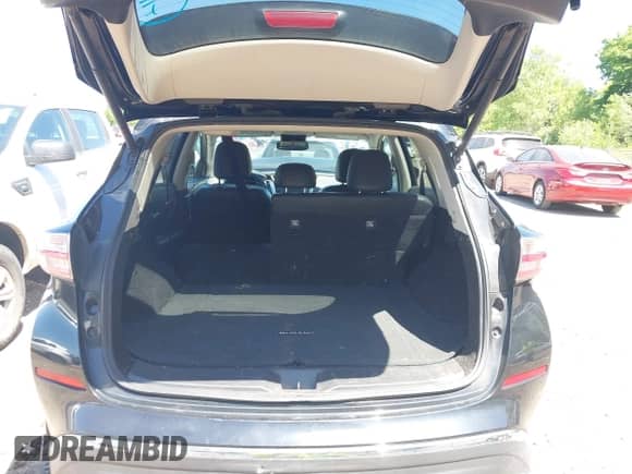 2015 Nissan Murano Platinum with VIN 5N1AZ2MG3FN207289, listed as a IAAI auction lot 42317126 with 129,746 mi miles and . Bid and sale history available at DreamBid. Image 17.