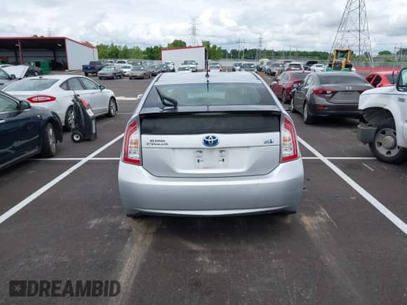 2012 Toyota Prius One с VIN JTDKN3DU1C5485927, выставлен на аукционе IAAI как лот 42341459 с пробегом 262 892 миль миль и . История ставок и продаж доступна на DreamBid. Изображение 16.