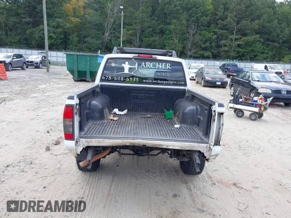 2004 Nissan Frontier XE with VIN 1N6ED27T74C425271, listed as a IAAI auction lot 43139459 with 315,731 mi miles and . Bid and sale history available at DreamBid. Image 6.