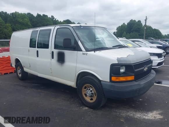 2008 Chevrolet City Express Cargo с VIN 1GCGG29K381193101, выставлен на аукционе IAAI как лот 43026293 с пробегом 311 445 миль миль и . История ставок и продаж доступна на DreamBid. Изображение 1.
