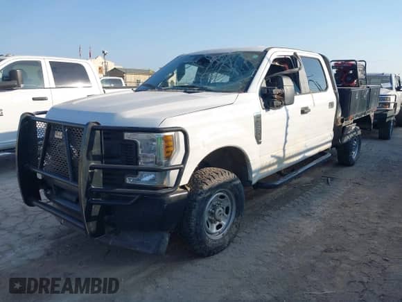 2019 Ford F-250 XL с VIN 1FD7W2B66KEG48759, выставлен на аукционе IAAI как лот 43236669 с пробегом Не указан миль и . История ставок и продаж доступна на DreamBid. Изображение 2.