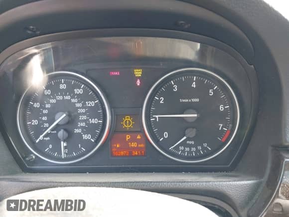 2010 BMW 3 Series 328i z VIN WBAPH5C57AA440298, wystawiony jako IAAI lot #42485008 z przebiegiem 162 072 mil mil oraz . Historia ofert i sprzedaży dostępna na DreamBid. Obrazek 7.