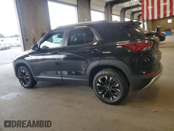 2021 Chevrolet TrailBlazer LT z VIN KL79MRSL4MB115358, wystawiony jako Copart lot #81574335 z przebiegiem 38 478 mil mil oraz Szkoda całkowita • Salvage title. Historia ofert i sprzedaży dostępna na DreamBid. Obrazek 2.