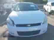 2009 Chevrolet Impala Police Police z VIN 2G1WS57M591277733, wystawiony jako IAAI lot #42384050 z przebiegiem 92 817 mil mil oraz . Historia ofert i sprzedaży dostępna na DreamBid. Obrazek 13.