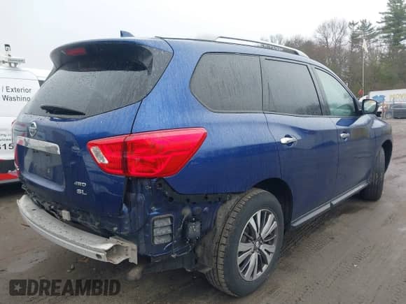 2019 Nissan Pathfinder SV with VIN 5N1DR2MMXKC585246, listed as a IAAI auction lot 42027197 with 124,181 mi miles and . Bid and sale history available at DreamBid. Image 4.