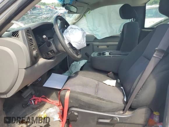 2013 Chevrolet Silverado 1500 Work Truck z VIN 1GCNCPEX9DZ134566, wystawiony jako Copart lot #63607945 z przebiegiem Nie podano mil oraz Szkoda całkowita • Salvage title. Historia ofert i sprzedaży dostępna na DreamBid. Obrazek 7.